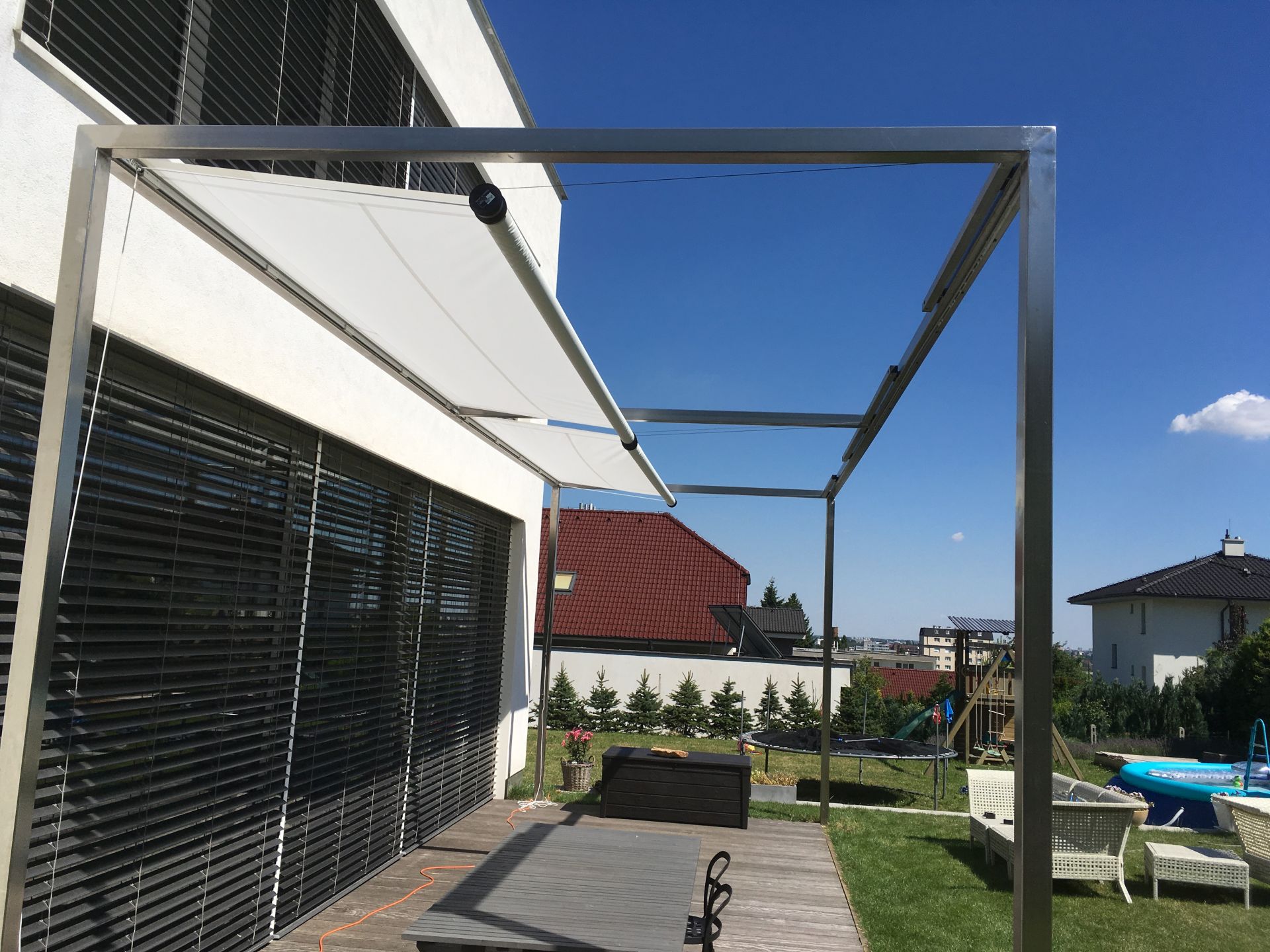 shade-cube